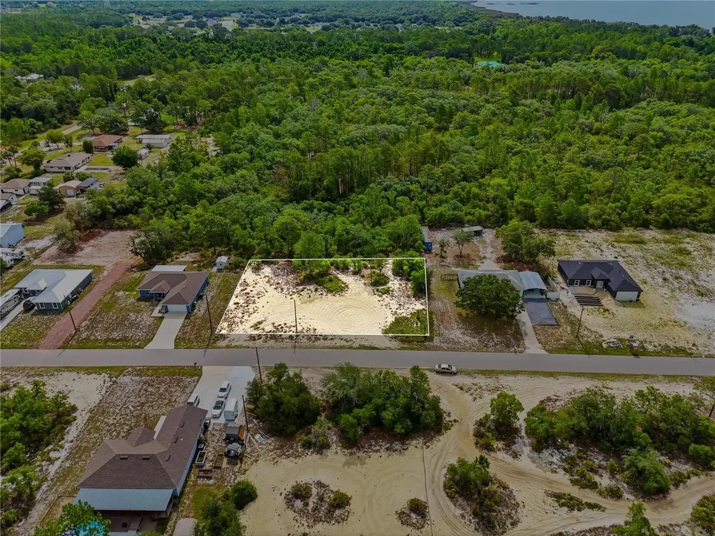 Lemon Drive Lake Wales FL 33898