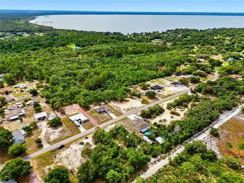 Lemon Drive Lake Wales FL 33898