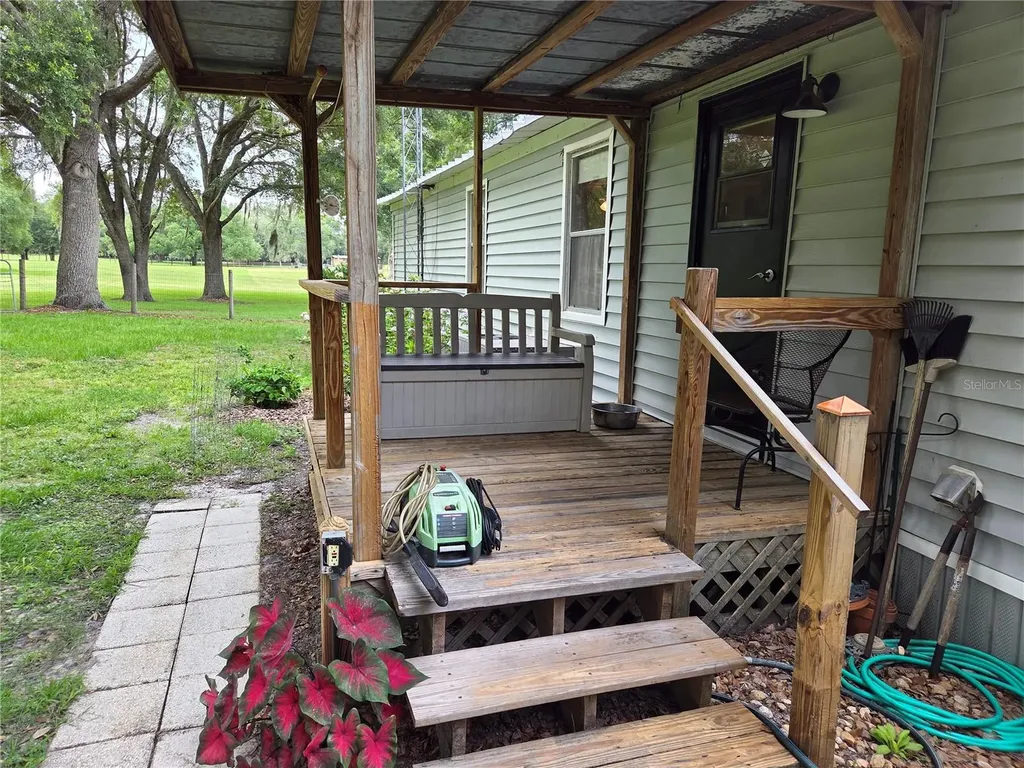 2450 SE 190th Terrace Morriston FL 32668