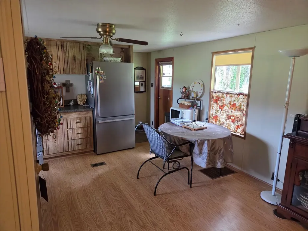 2450 SE 190th Terrace Morriston FL 32668
