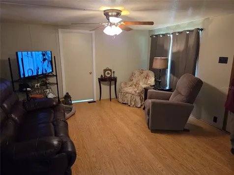 2450 SE 190th Terrace Morriston FL 32668