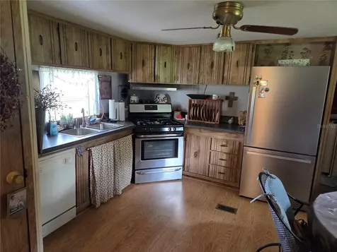 2450 SE 190th Terrace Morriston FL 32668