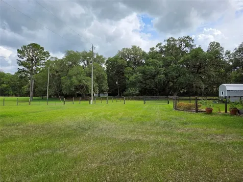 2450 SE 190th Terrace Morriston FL 32668