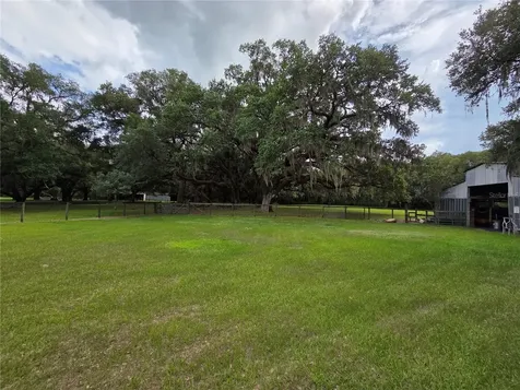2450 SE 190th Terrace Morriston FL 32668