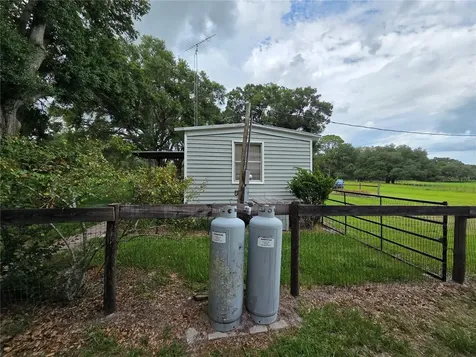 2450 SE 190th Terrace Morriston FL 32668