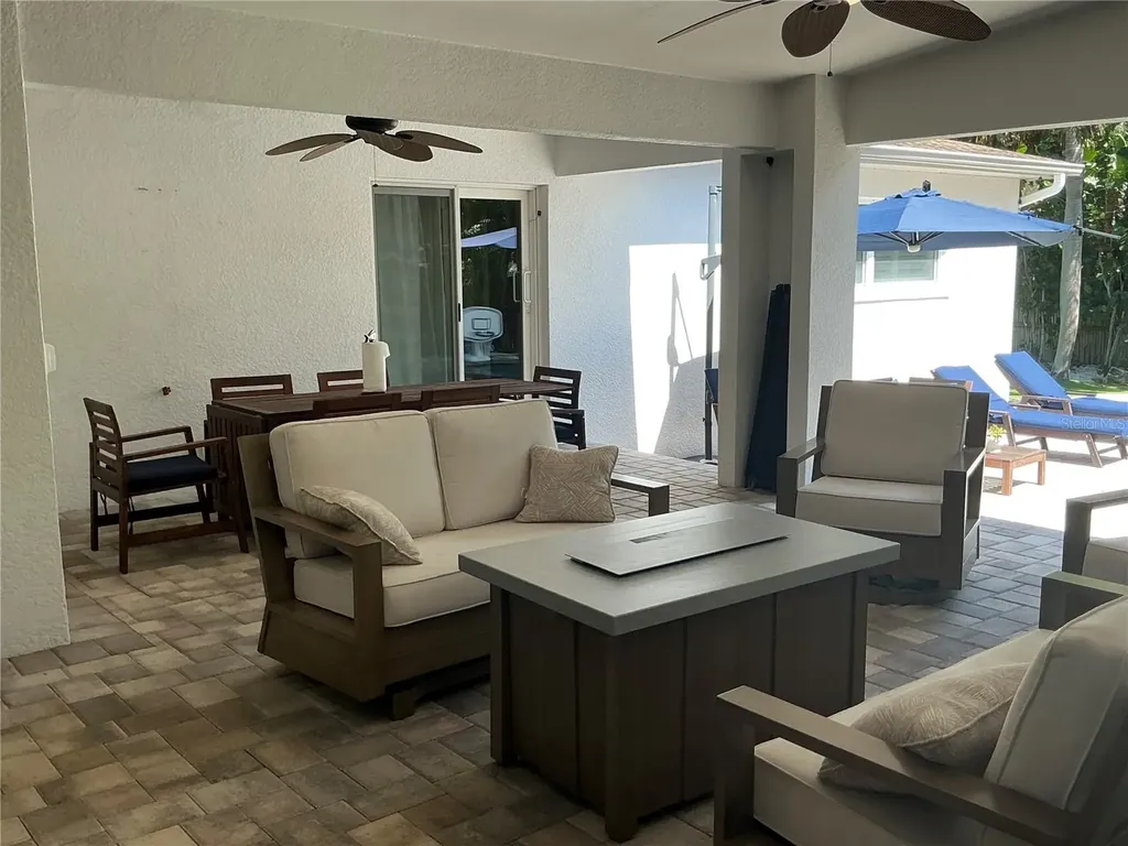 370 Foster Lane Belleair FL 33756