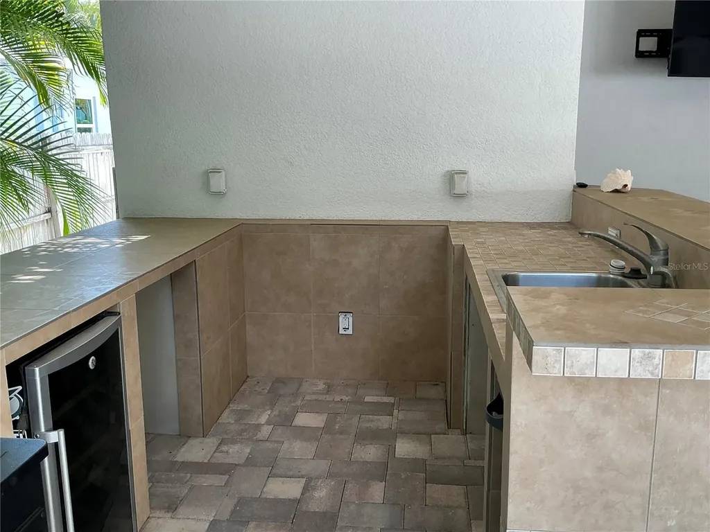 370 Foster Lane Belleair FL 33756