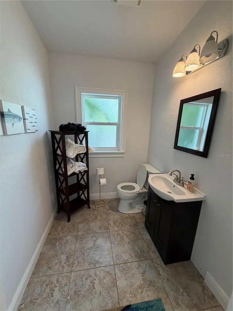 370 Foster Lane Belleair FL 33756