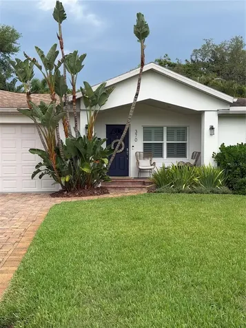 370 Foster Lane Belleair FL 33756
