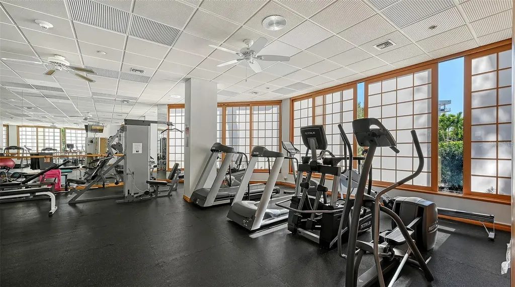 1211 Gulf Of Mexico Drive Longboat Key FL 34228