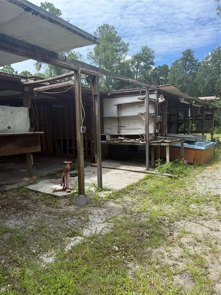 2857 W New York Avenue Deland FL 32720