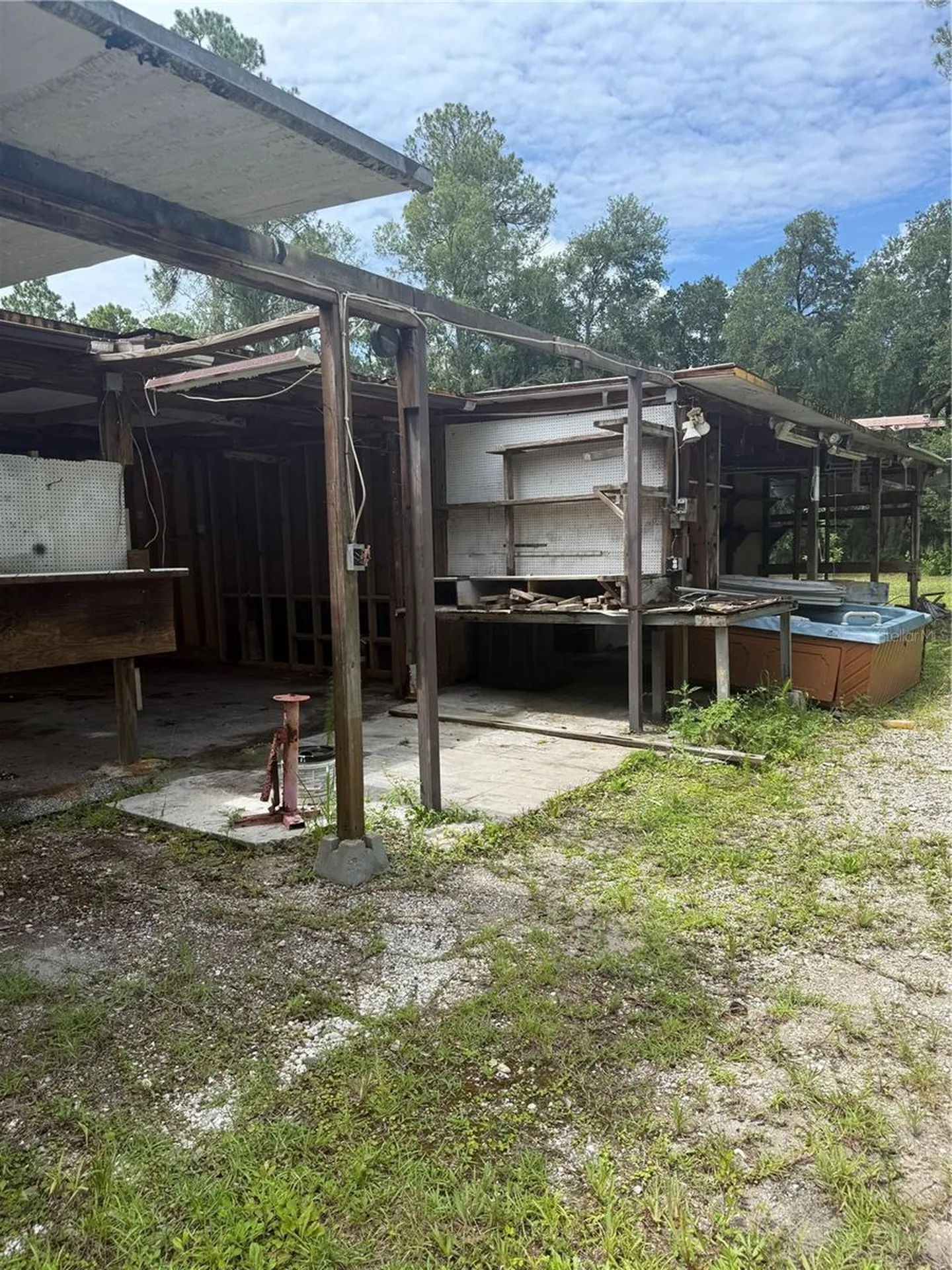2857 W New York Avenue Deland FL 32720
