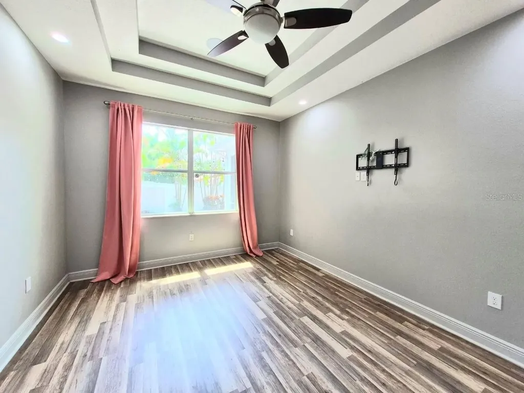 6913 S Wall Street Tampa FL 33616