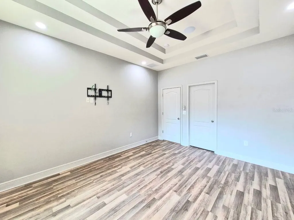 6913 S Wall Street Tampa FL 33616