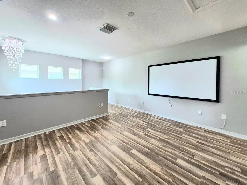 6913 S Wall Street Tampa FL 33616