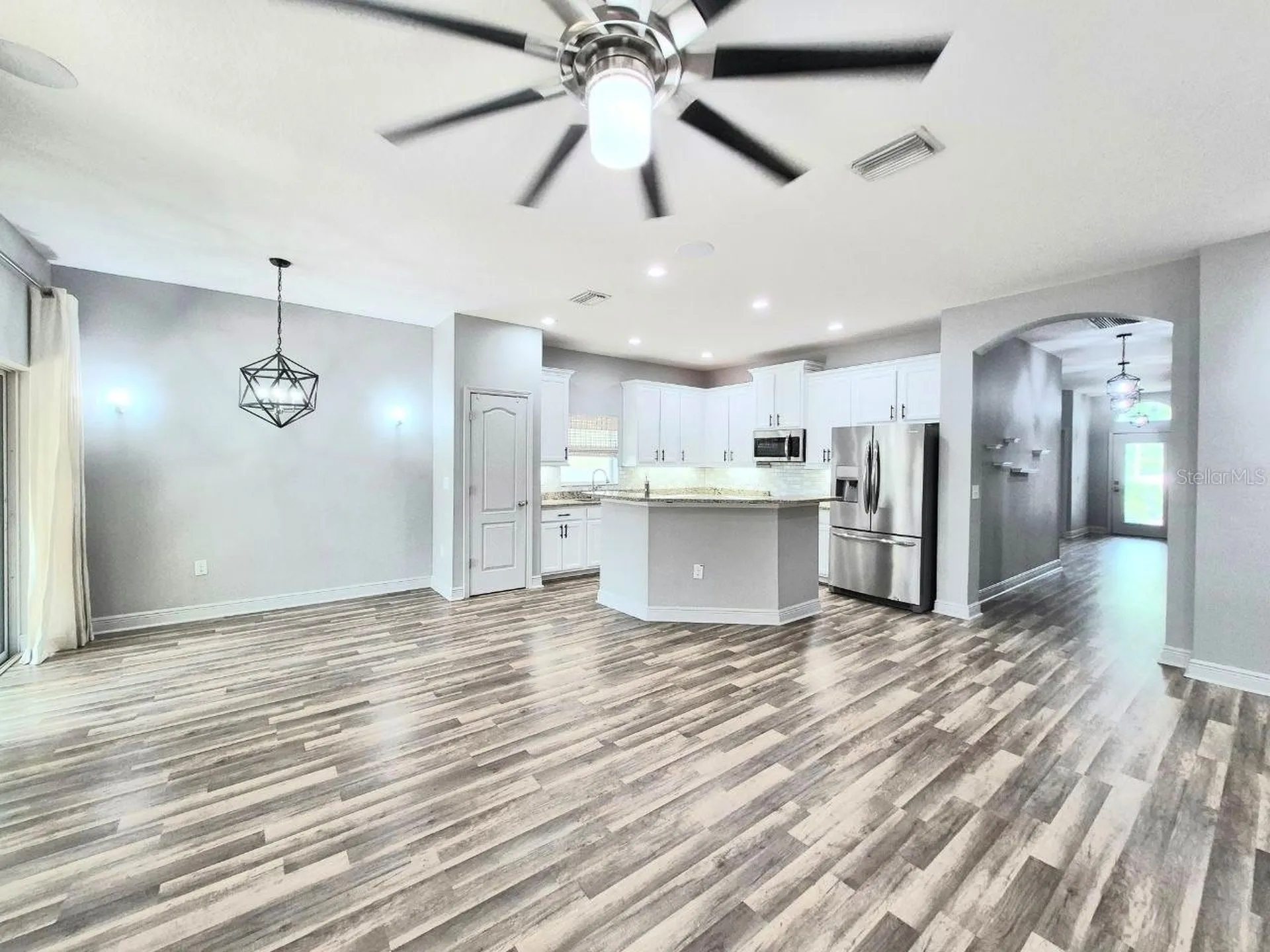 6913 S Wall Street Tampa FL 33616