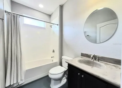 6913 S Wall Street Tampa FL 33616
