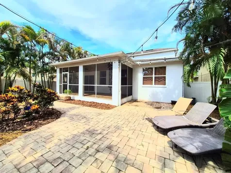 6913 S Wall Street Tampa FL 33616