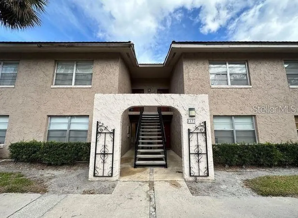 1171 Calle Del Rey Casselberry FL 32707