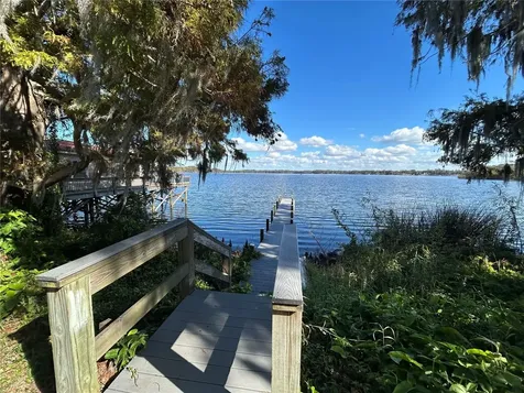 1171 Calle Del Rey Casselberry FL 32707