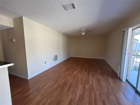 1171 Calle Del Rey Casselberry FL 32707