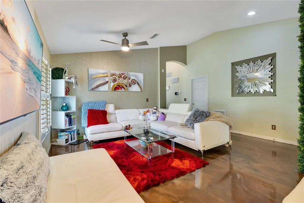 2717 Eagle Canyon Drive S Kissimmee FL 34746