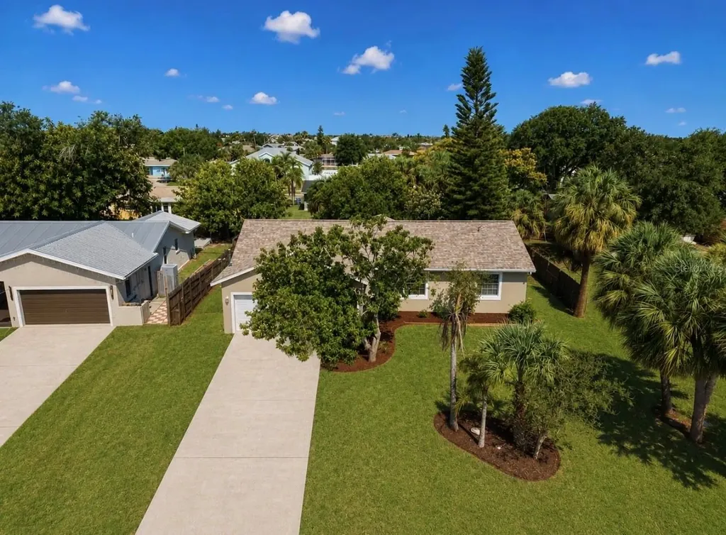 6248 Fairway Boulevard Apollo Beach FL 33572