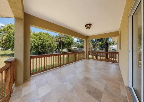 6248 Fairway Boulevard Apollo Beach FL 33572