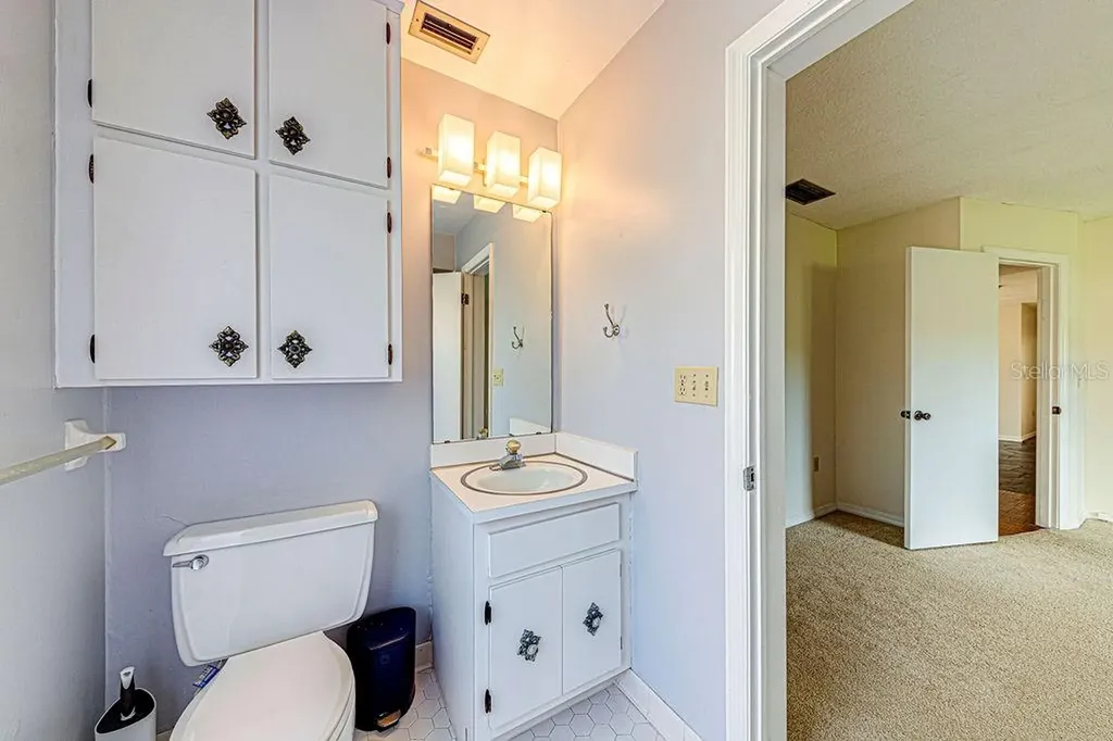 8998 Crichton Wood Drive Orlando FL 32819