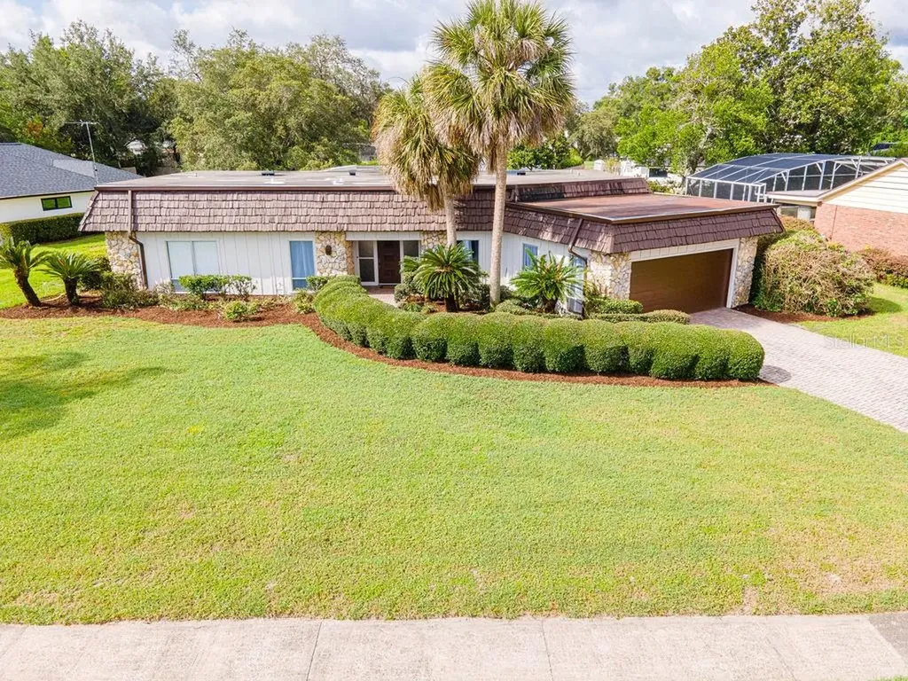 8998 Crichton Wood Drive Orlando FL 32819