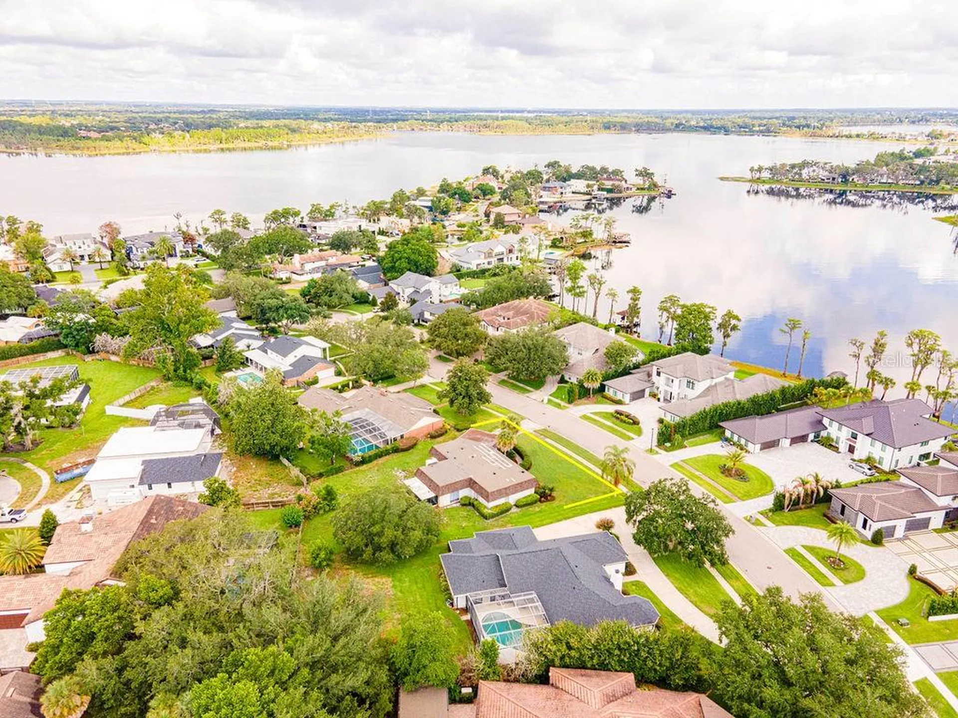 8998 Crichton Wood Drive Orlando FL 32819
