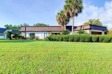 8998 Crichton Wood Drive Orlando FL 32819