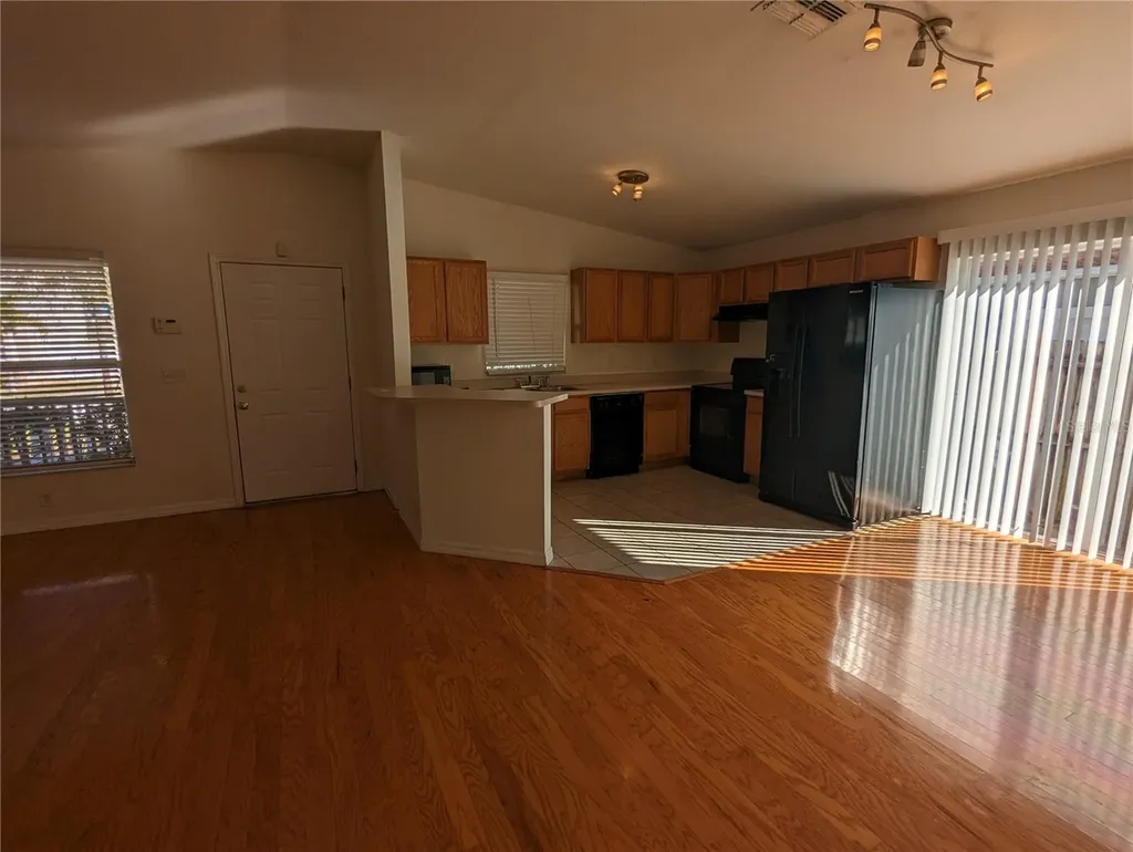 608 9th Avenue N St Petersburg FL 33701