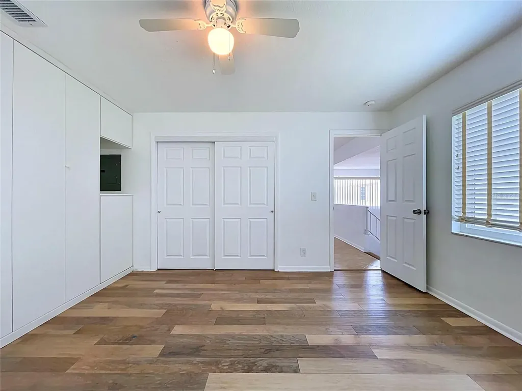 3212 38th Way S St Petersburg FL 33711