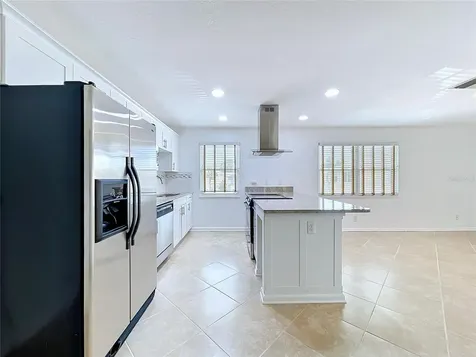 3212 38th Way S St Petersburg FL 33711