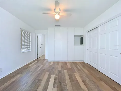 3212 38th Way S St Petersburg FL 33711