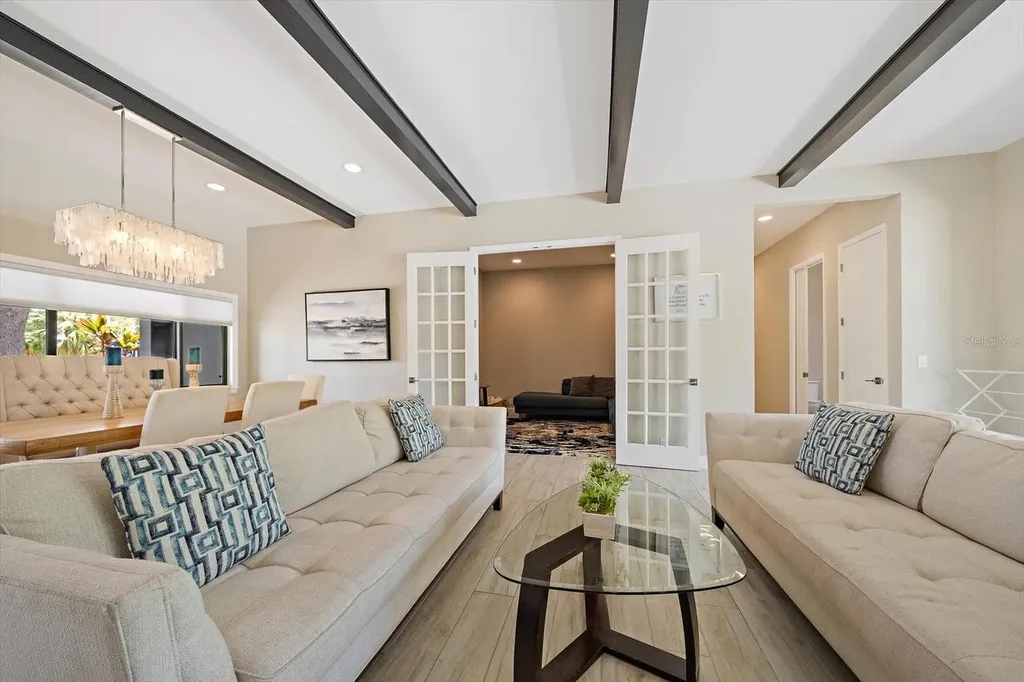 1905 Tulip Drive Sarasota FL 34239