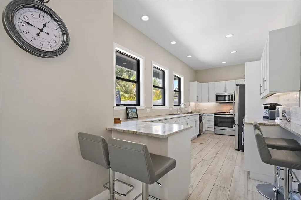 1905 Tulip Drive Sarasota FL 34239