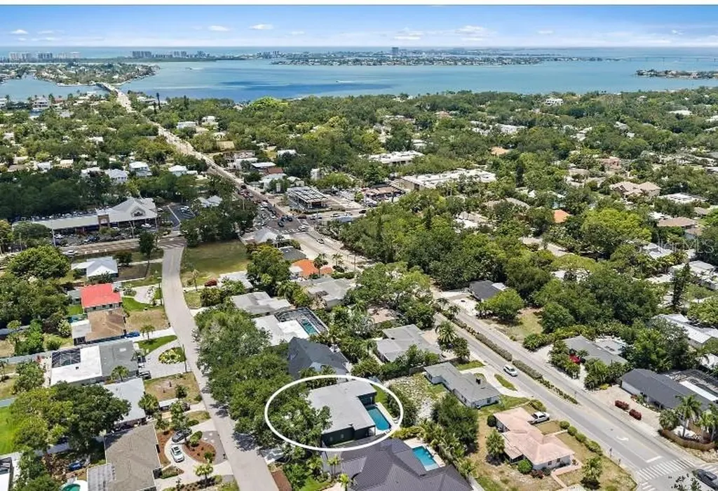 1905 Tulip Drive Sarasota FL 34239