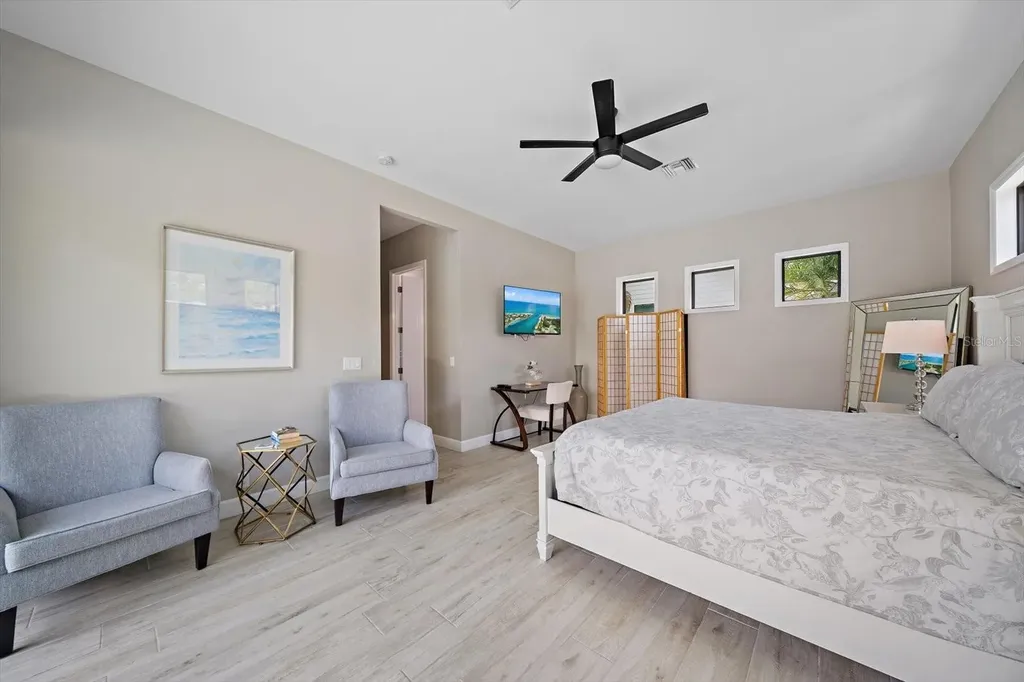 1905 Tulip Drive Sarasota FL 34239