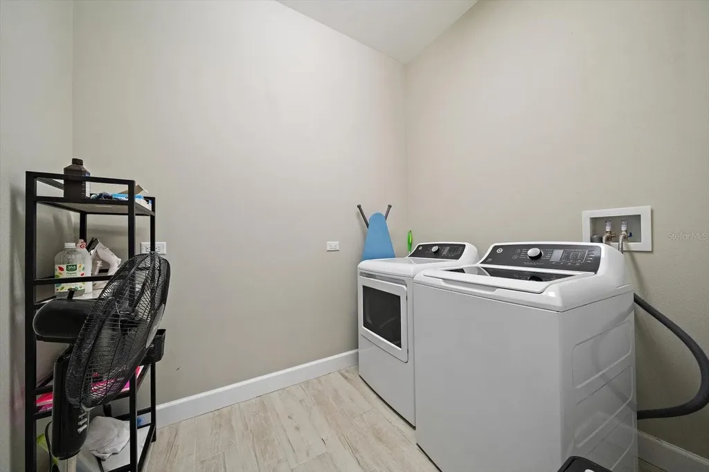 1905 Tulip Drive Sarasota FL 34239