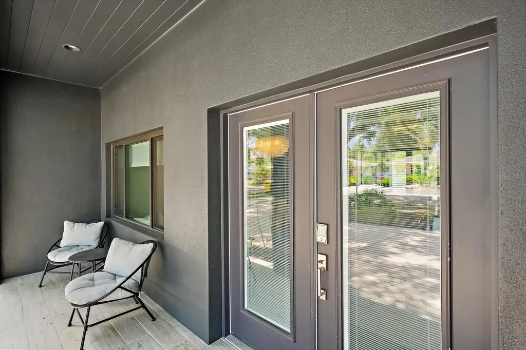 1905 Tulip Drive Sarasota FL 34239