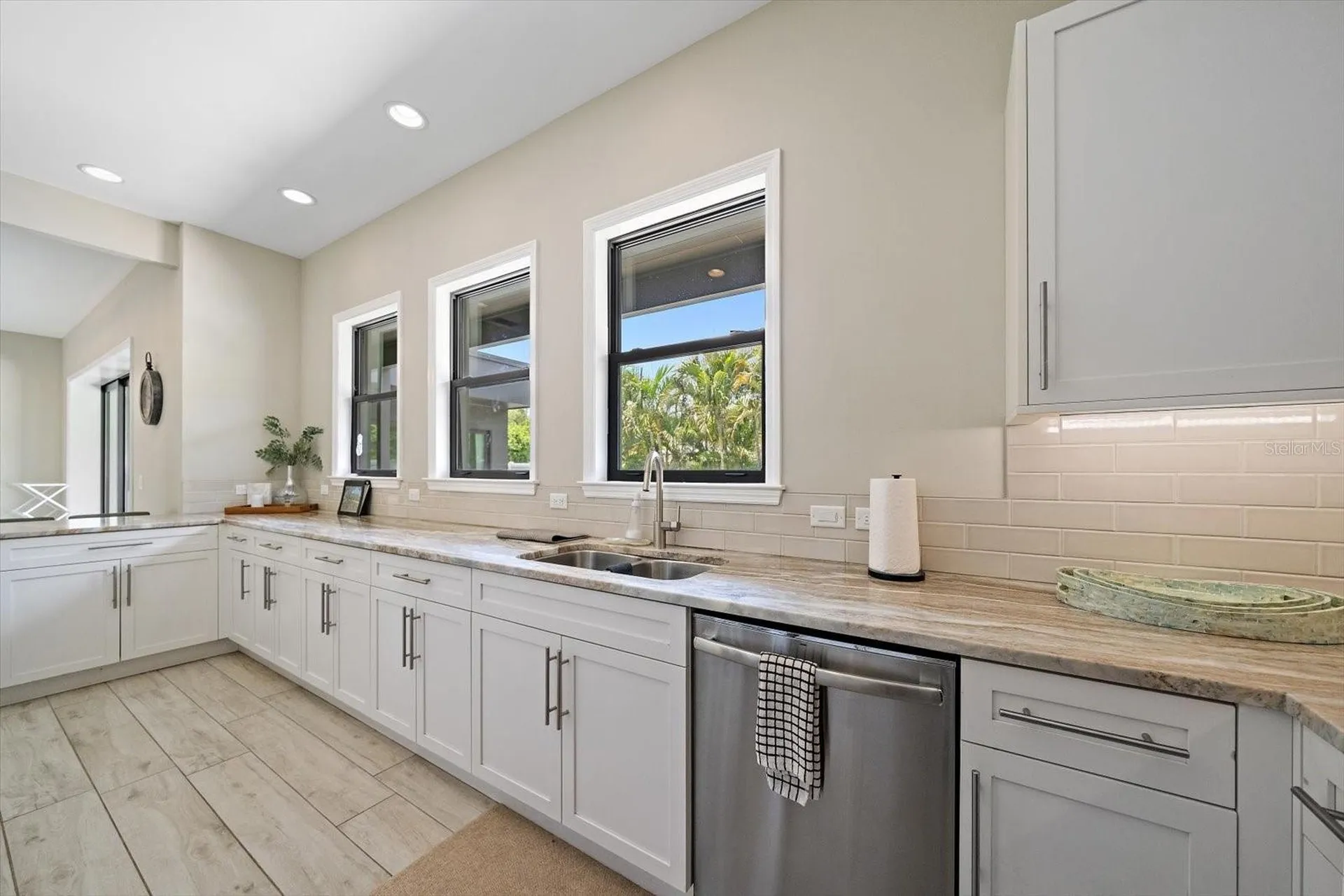 1905 Tulip Drive Sarasota FL 34239