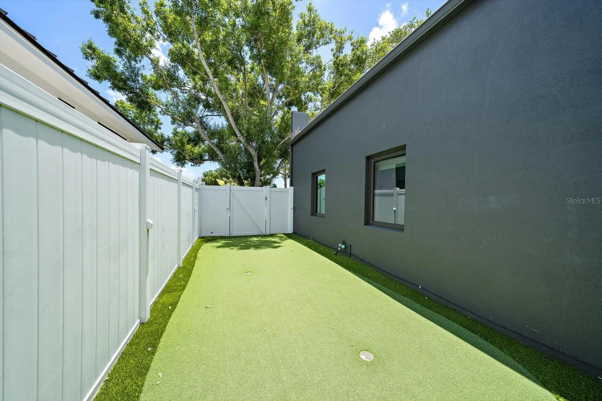 1905 Tulip Drive Sarasota FL 34239
