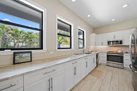 1905 Tulip Drive Sarasota FL 34239