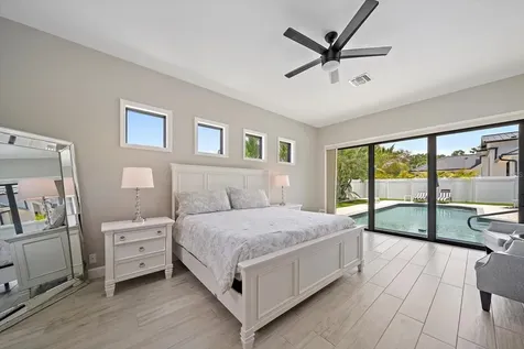 1905 Tulip Drive Sarasota FL 34239