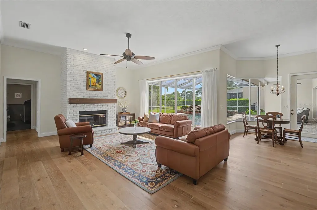 1319 Forestedge Boulevard Oldsmar FL 34677