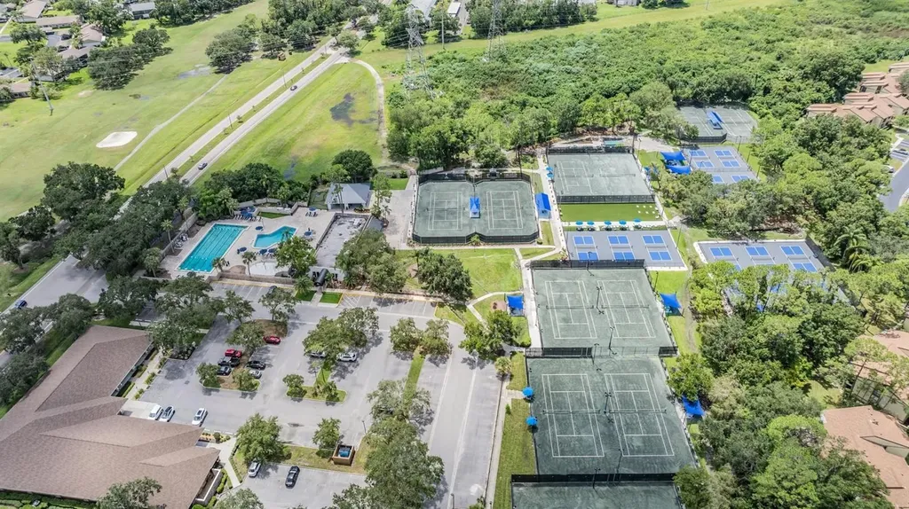 1319 Forestedge Boulevard Oldsmar FL 34677