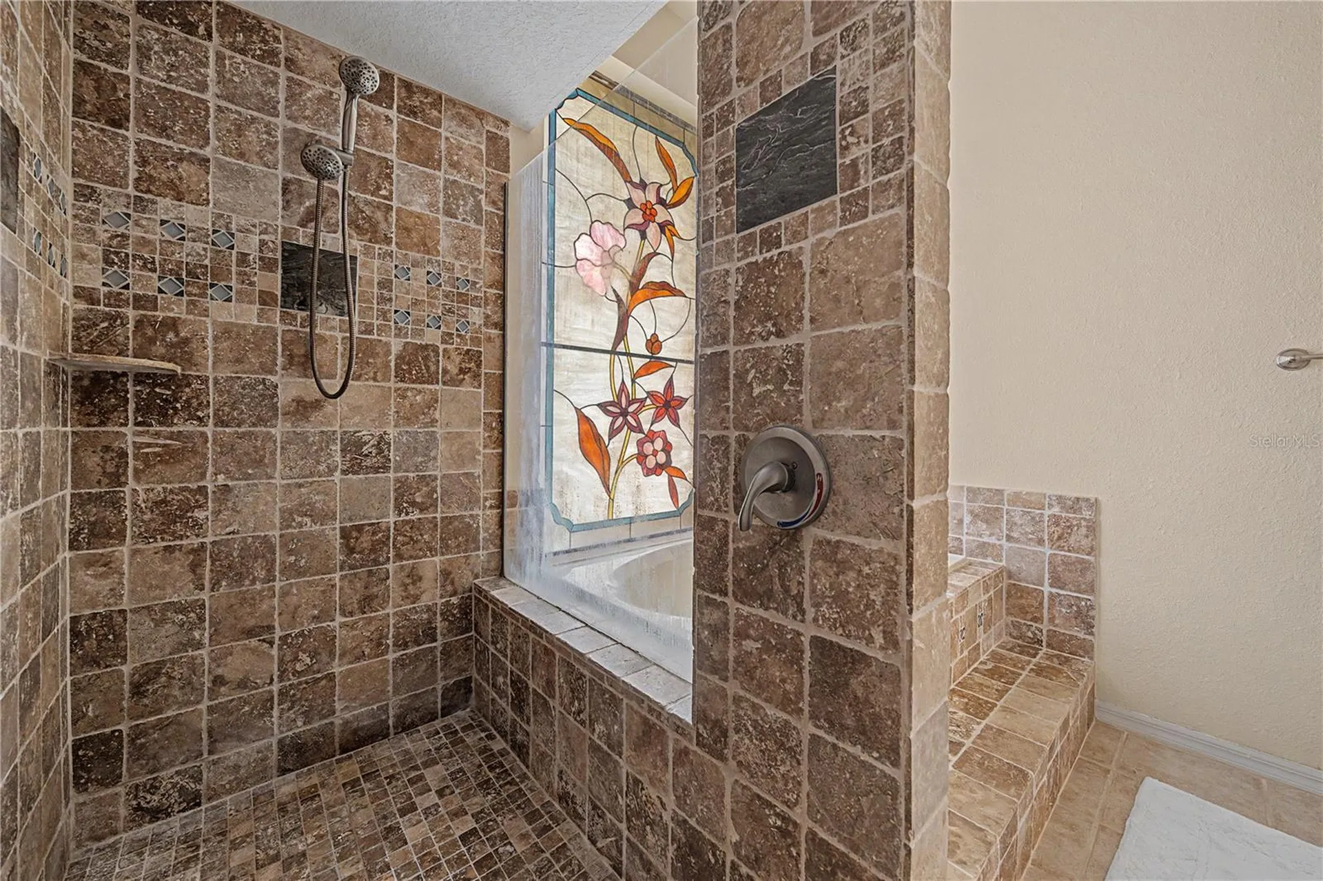1319 Forestedge Boulevard Oldsmar FL 34677