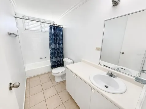0 Cll Las Colinas Rio Grande PR 00745